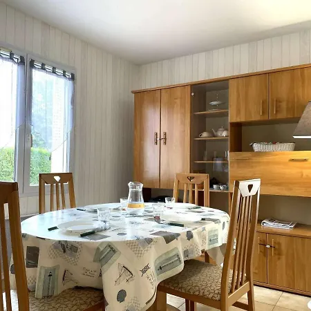 Maison Le Fenouiller, 3 Pièces, 4 Personnes - Fr-1-224-765 Hébergement de vacances *
